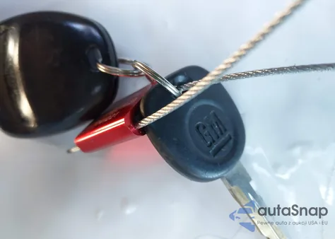 2004 Saturn Vue V6 from USA, damaged, VIN 5GZCZ63464S853581